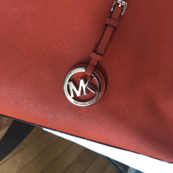 Michael Kors Jet Set bag - Picture 6 of 8